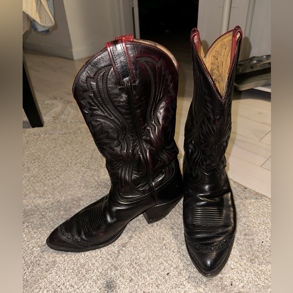 Tony Lama Shoes - Tony Lama Leather and Lizard Wingtip cowboy boots size 9D